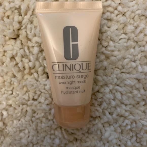 BRAND NEW! Clinique Moisture Surge bundle - Picture 3 of 5